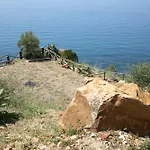 Nyaraló & Vacanze Lo Scoglio