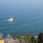 & Vacanze Lo Scoglio * Castel di Tusa