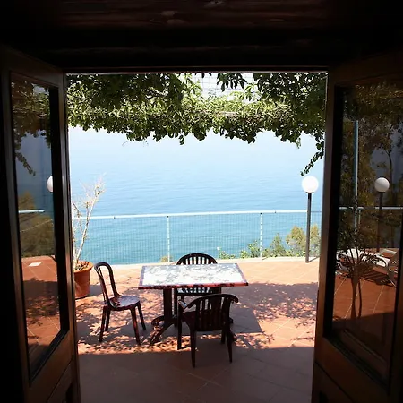 & Vacanze Lo Scoglio