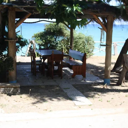 Holiday home & Vacanze Lo Scoglio *