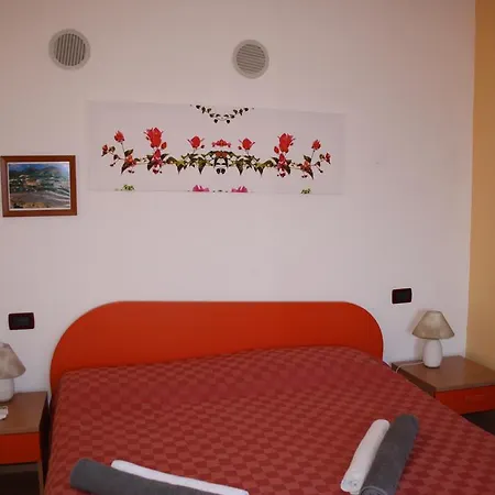 & Vacanze Lo Scoglio בית נופש *