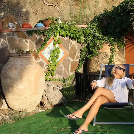 Camere&case Vacanze Lo Scoglio