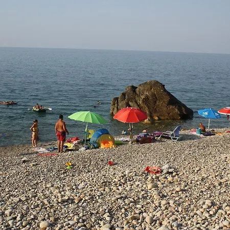 בית נופש & Vacanze Lo Scoglio